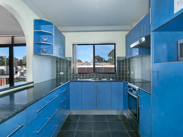 Third view of Homely apartment listing, 8/1 Mangerton Road, Wollongong NSW 2500