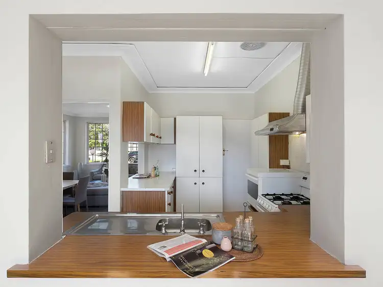 Fifth view of Homely house listing, 68 Francis Avenue, Brighton-le-sands NSW 2216