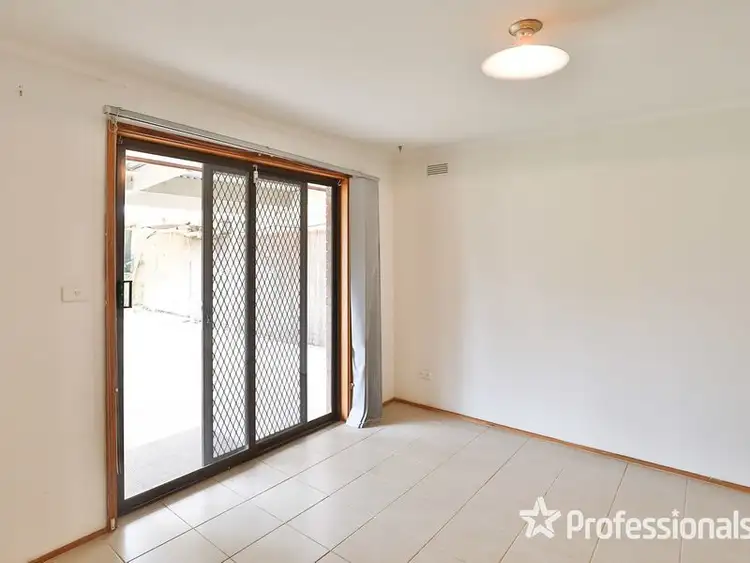 Fifth view of Homely house listing, 33 Eulinga Drive, Mildura VIC 3500