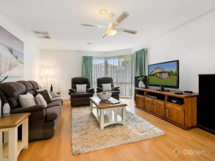 Sixth view of Homely house listing, 27 Luscombe Avenue, Carrum Downs VIC 3201