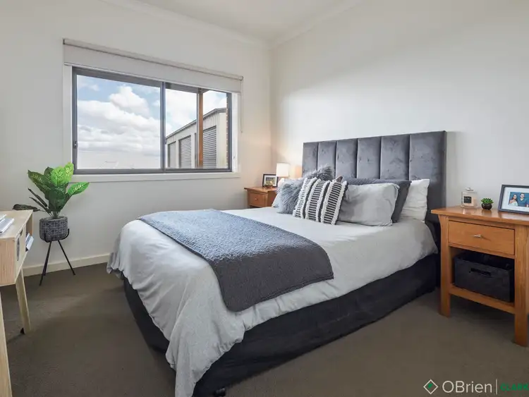 Sixth view of Homely house listing, 5 Jerdan Place, Warragul VIC 3820