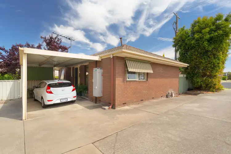 Second view of Homely unit listing, 1/427 Lawrence Street, Wodonga VIC 3690