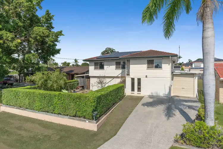 9 Downing Street, Birkdale QLD 4159
