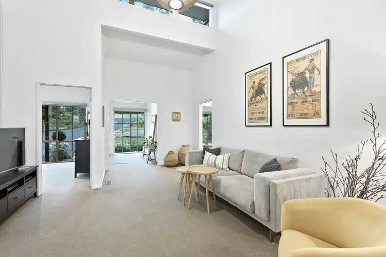 Fifth view of Homely house listing, 10 Quinns Parade, Mount Eliza VIC 3930