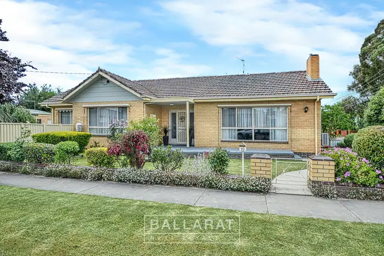 Main view of Homely house listing, 10 Lambert Street, Wendouree VIC 3355