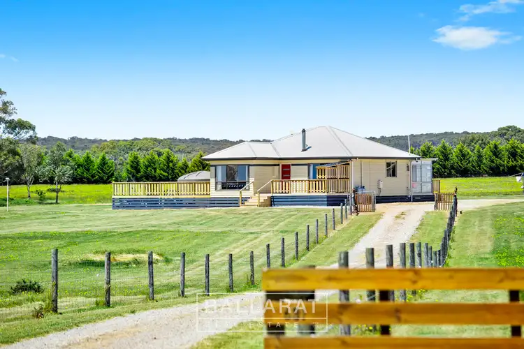 631 Brays Road, Ross Creek VIC 3351
