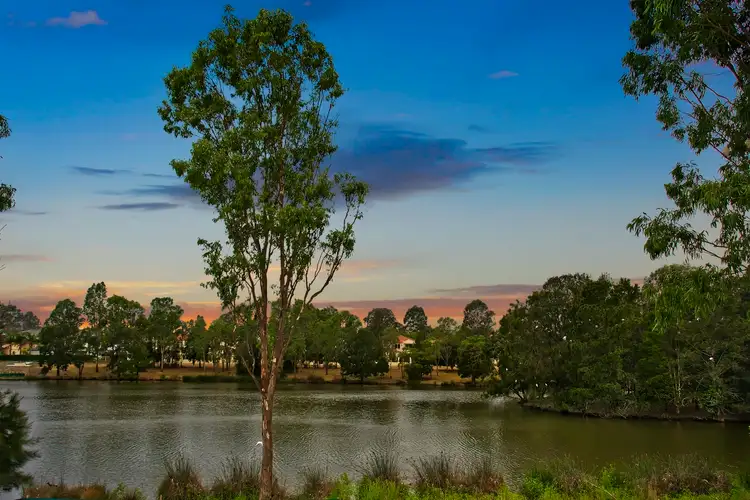 8 Teawa Crescent, Glenwood NSW 2768