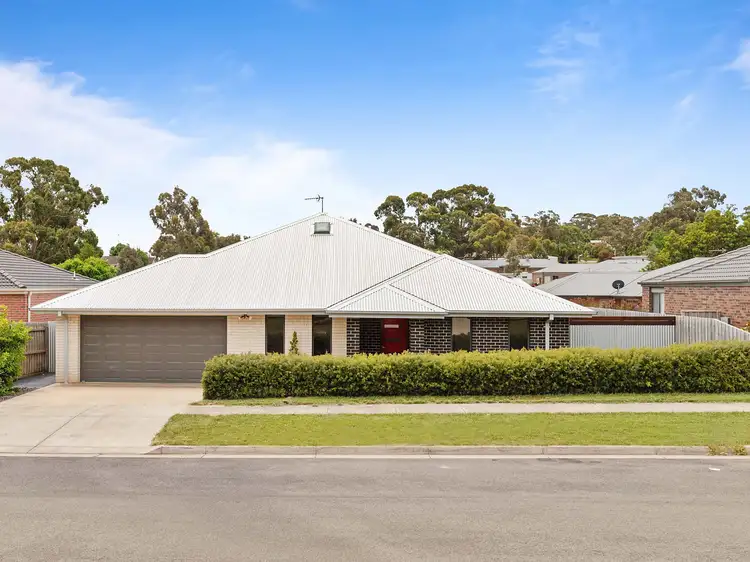 3 Jenola Court, Canadian VIC 3350