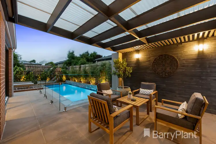 5 Avonmore Way, Melton South VIC 3338