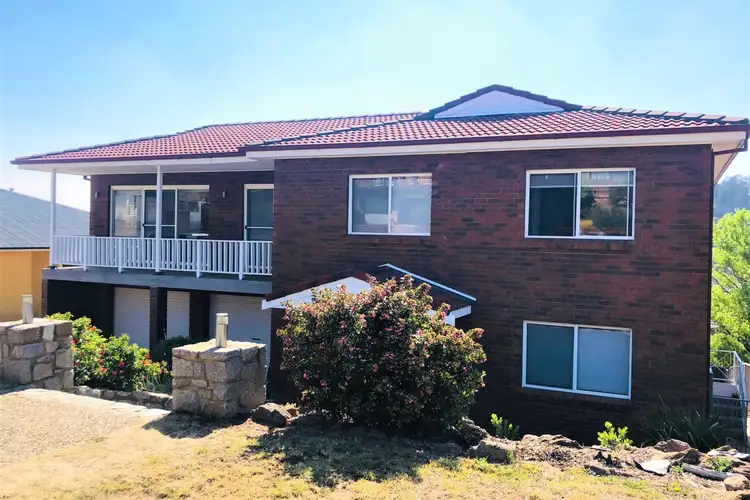 6 Stratos Place, Cooma NSW 2630