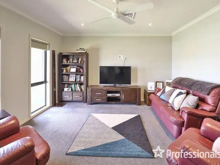 Second view of Homely house listing, 595 Etiwanda Avenue, Mildura VIC 3500