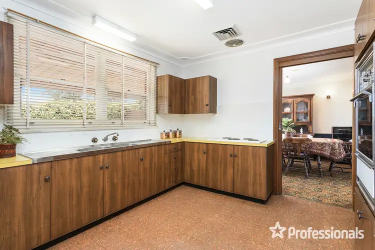 Fifth view of Homely house listing, 17 Robin Place, Roselands NSW 2196