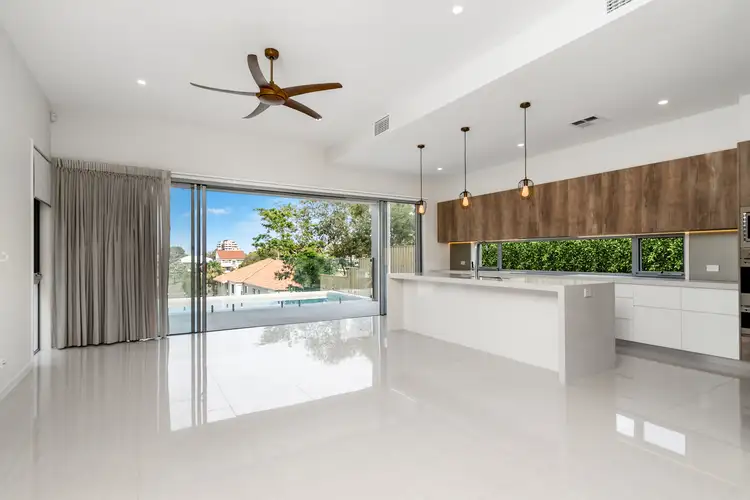 68 Garrick Street, Coolangatta QLD 4225