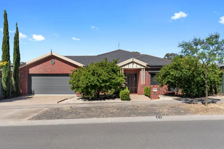 21 St George Park Drive, Kangaroo Flat VIC 3555
