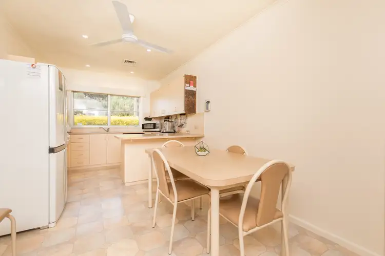 Fifth view of Homely house listing, 10 Eldridge Road, Red Cliffs VIC 3496