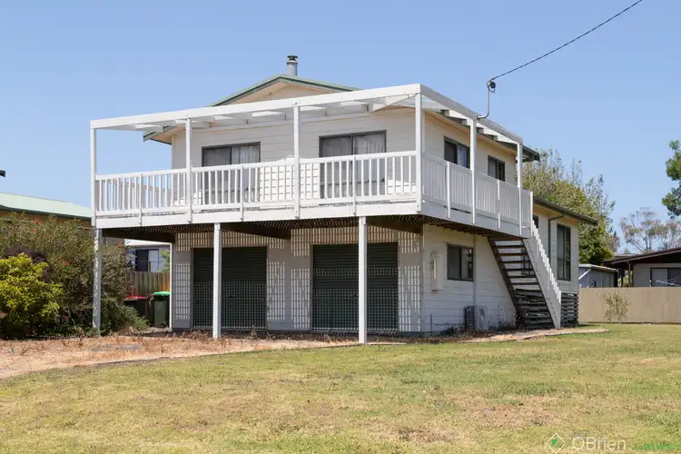 29 Parrakoola Way, Cowes VIC 3922