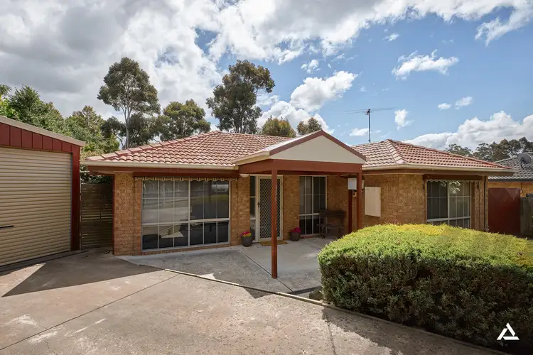 11 Adam Court, Drouin VIC 3818