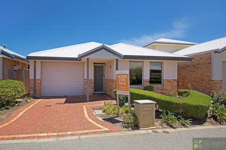 4/52 Bellambi Chase, Lakelands WA 6180