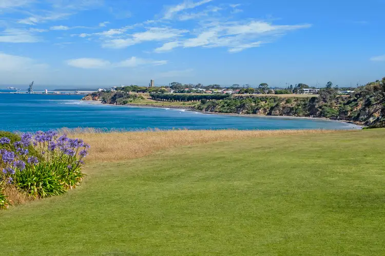 3A Seaview Terrace, Portland VIC 3305
