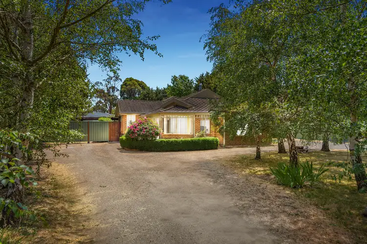 23 Ewing Drive, Romsey VIC 3434