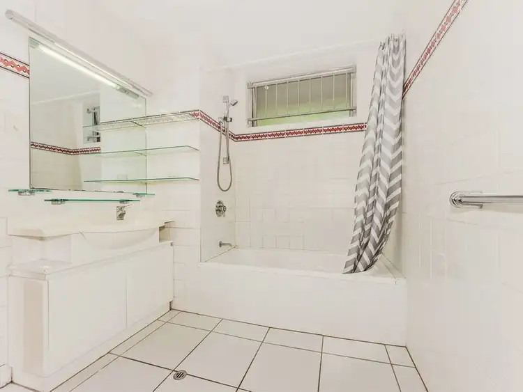 Fourth view of Homely unit listing, 5/6 Grimes Street, Auchenflower QLD 4066