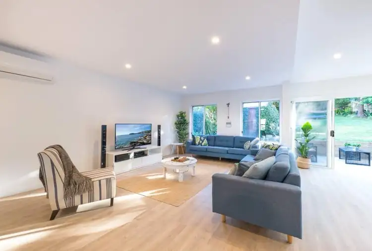 Sixth view of Homely house listing, 10 Lascelles Road South, Narraweena NSW 2099
