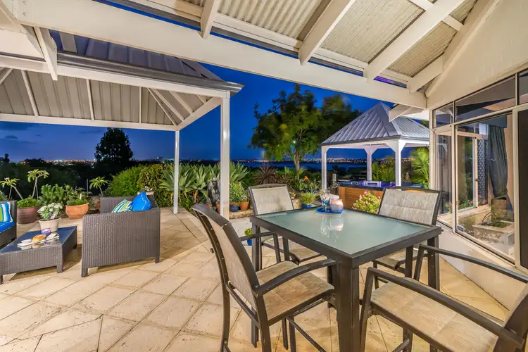 52 Stillwater Way, Edgewater WA 6027