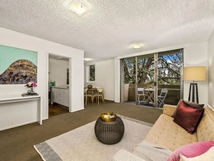 19/110 Caroline Street