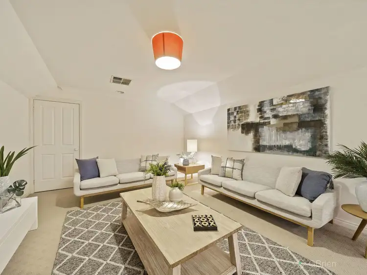 Sixth view of Homely house listing, 33 Hillgrove Crescent, Berwick VIC 3806