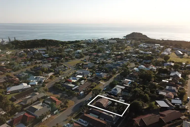 22 Poinciana Avenue, Bogangar NSW 2488