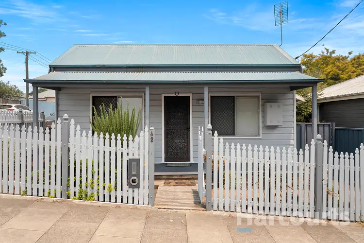 42 Phoebe Street, Islington NSW 2296