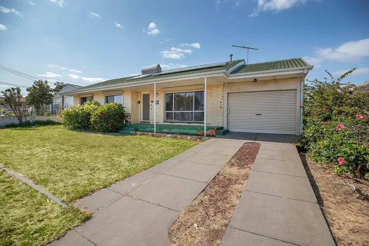12 Hinton Street, Port Noarlunga SA 5167