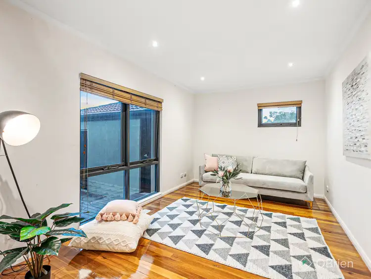 Fifth view of Homely townhouse listing, 2/6 St Johns Wood Road, Mount Waverley VIC 3149