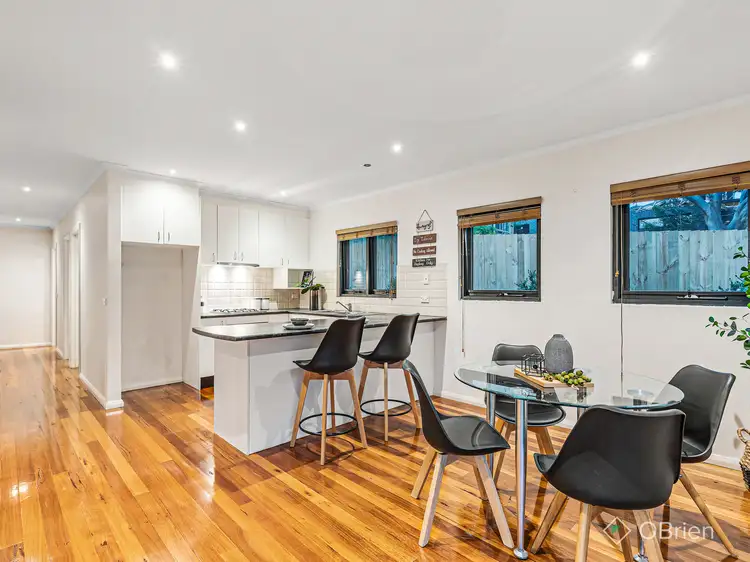 Sixth view of Homely townhouse listing, 2/6 St Johns Wood Road, Mount Waverley VIC 3149