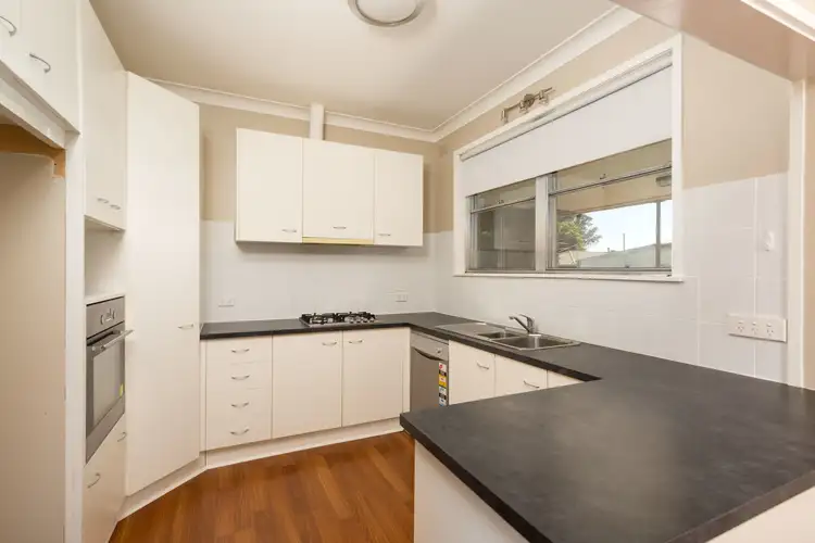 Third view of Homely unit listing, 1/190 Lawrence Street, Wodonga VIC 3690
