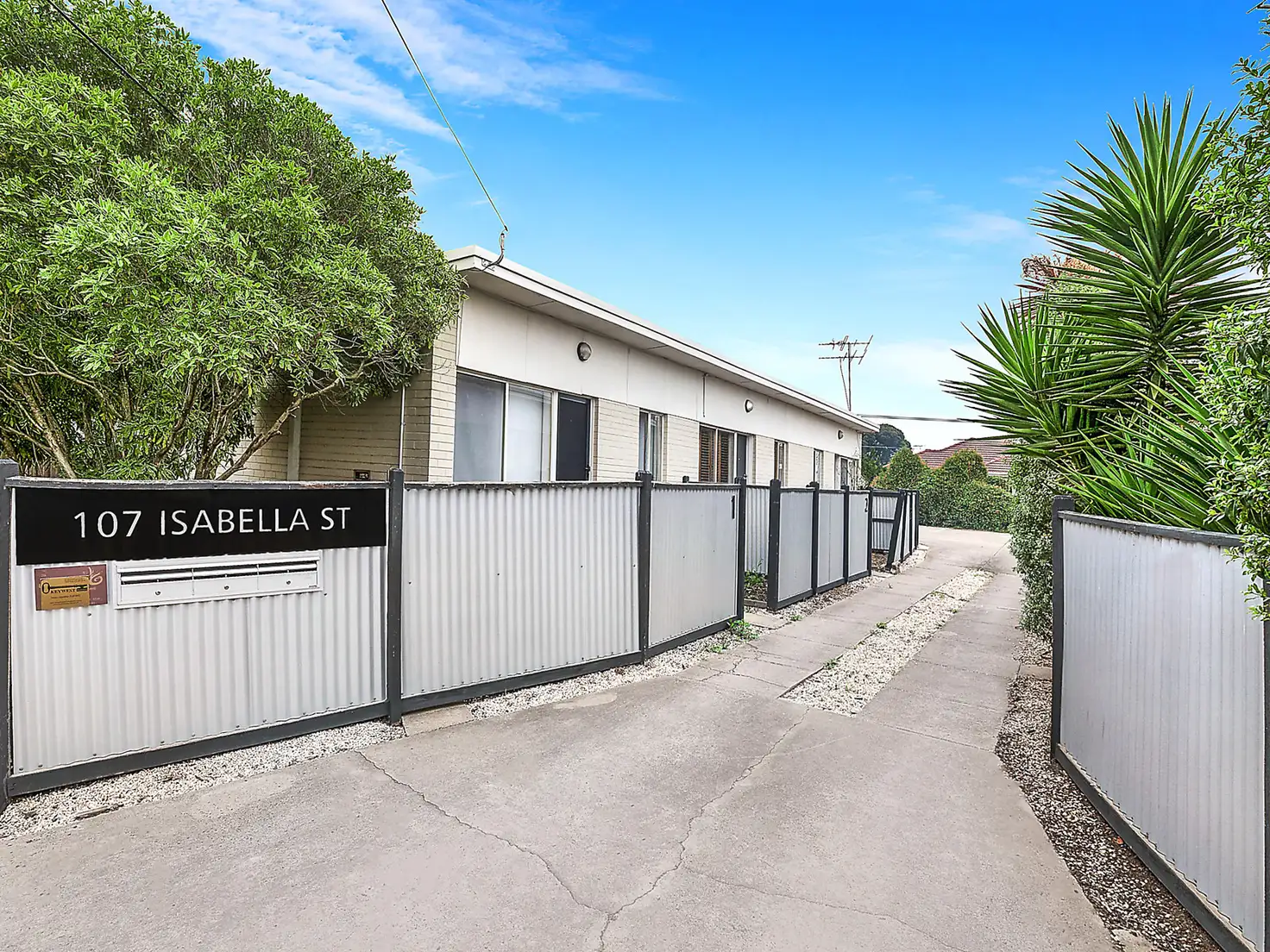 Main view of Homely unit listing, 2/107 Isabella Street, Geelong West VIC 3218