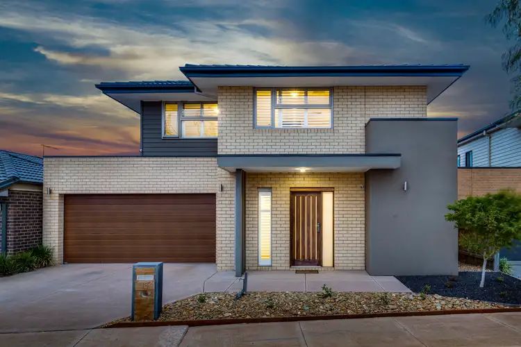 15 Galibier Parade, Fraser Rise VIC 3336