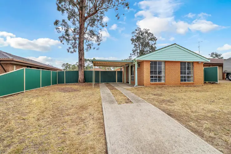 232 Swallow Drive, Erskine Park NSW 2759