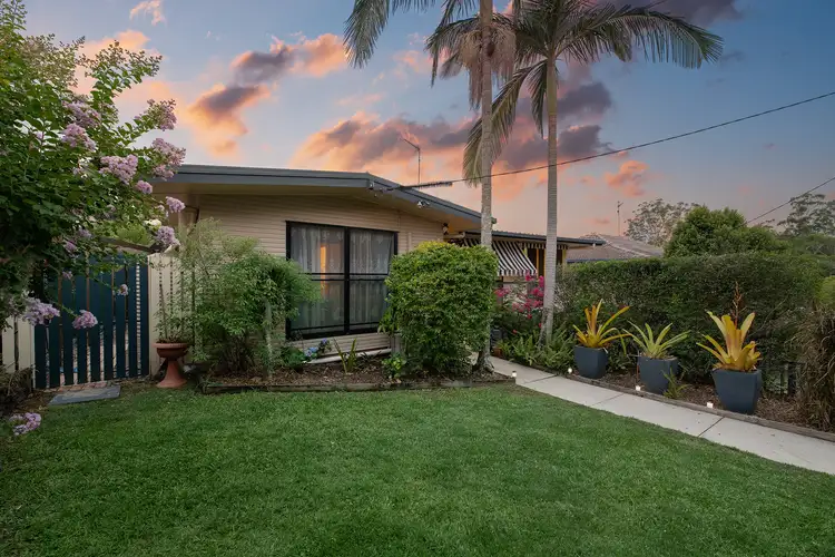 17 Alexandra Avenue, Nambour QLD 4560