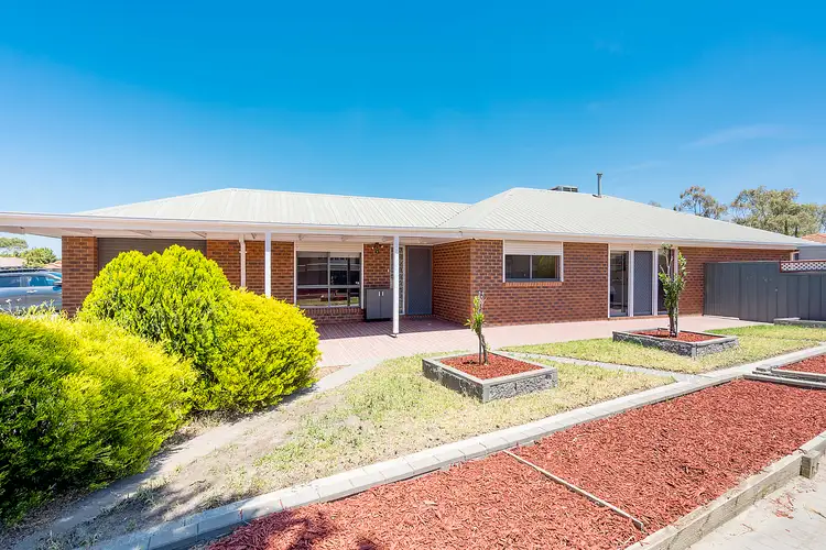 11 Dozey Court, Roxburgh Park VIC 3064