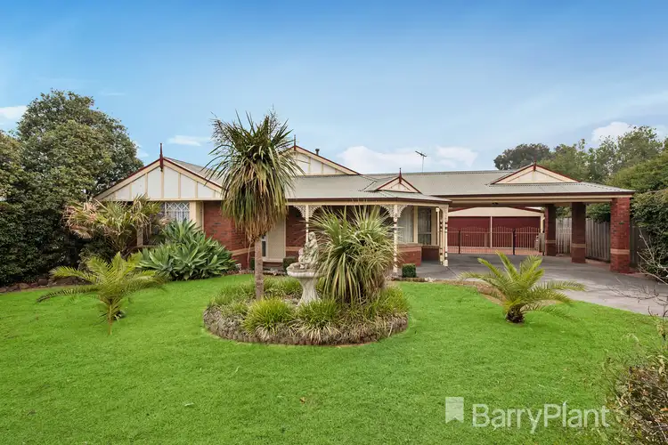8 Darlingsford Boulevard, Melton VIC 3337