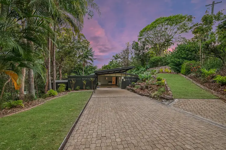 1 Kelks Hill Road, Nambour QLD 4560