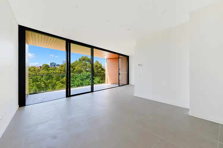 A702/2H Wentworth Park Road