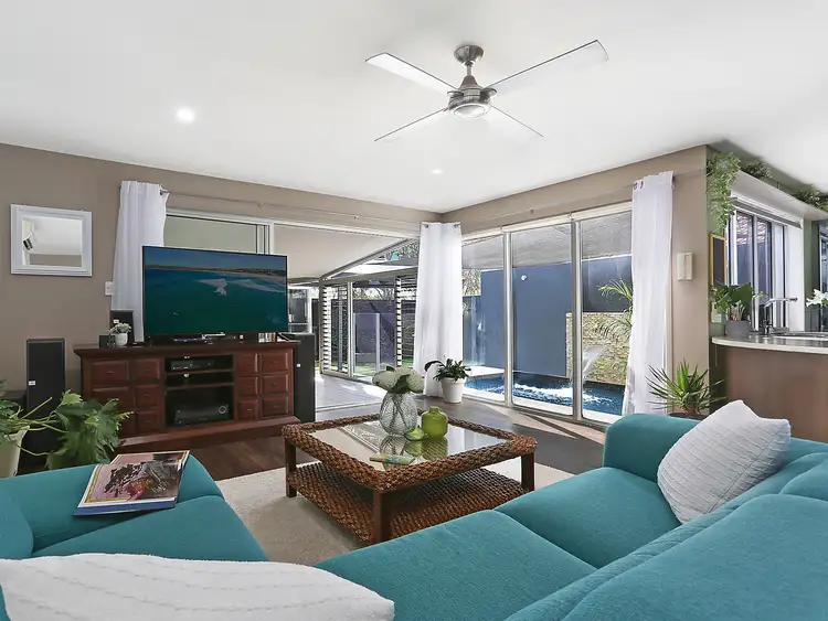Fifth view of Homely house listing, 18 Fitzroy Court, Kawana Island QLD 4575