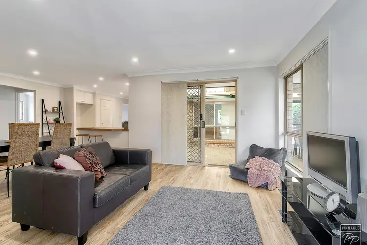 9 Villari Close, Belmont QLD 4153