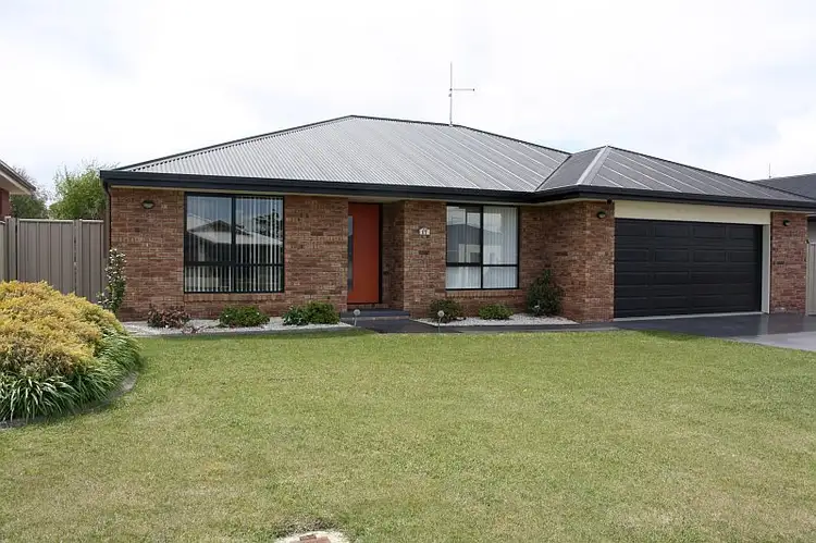 17 Haven Drive, Shearwater TAS 7307