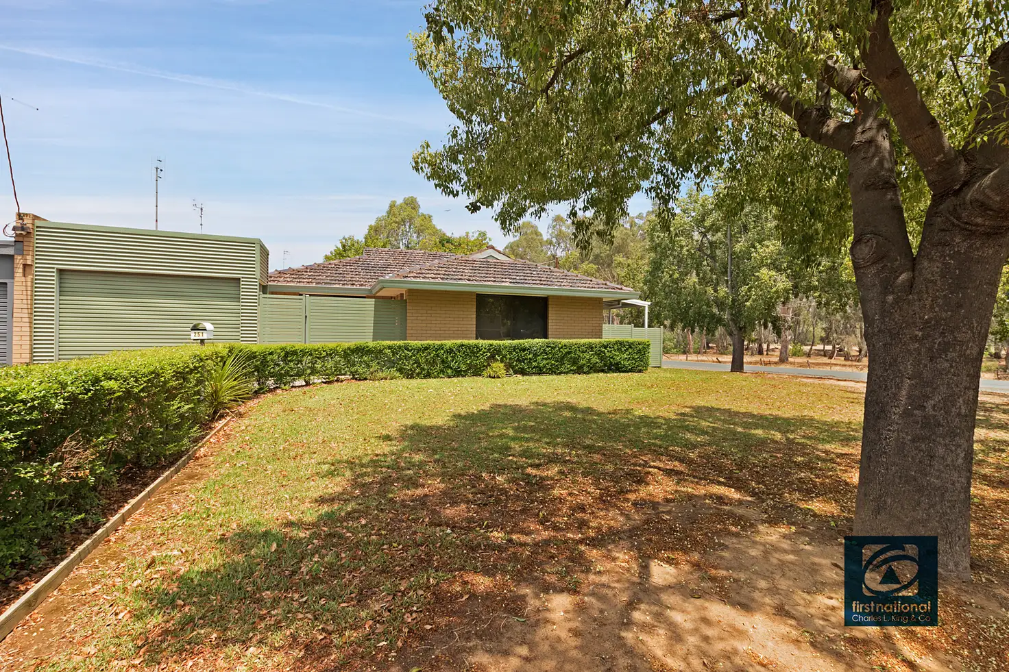 Main view of Homely unit listing, 251 Mckinlay Street (cnr Of Haverfield & Mckinlay St) Street, Echuca VIC 3564