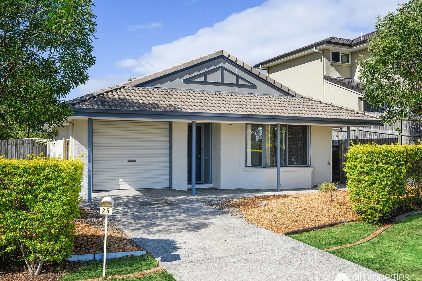 Main view of Homely villa listing, 25/1 Daintree Drive, Parkinson QLD 4115