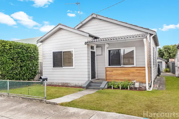 34 Sunnyside Street, Mayfield NSW 2304