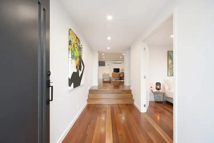20. Ronald Avenue, Bulleen VIC 3105